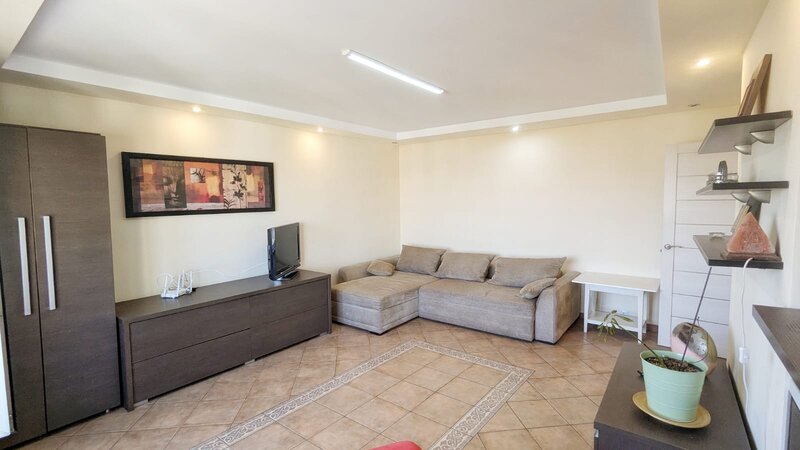 Alba Iulia, Burebista, Garsoniera 45mp, Renovata Total, Bloc Mixt 2003